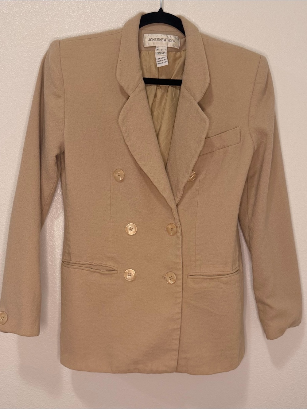 Vintage Jones New York Double-Breasted Beige Blazer